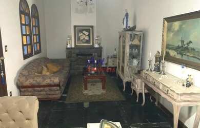 Imagem: AMPLA CASA EM AMPLO LOTE DE 1.080m² - SÃO