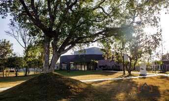 Imagem 2: Terreno em condomínio no Condomínio Horizontal Supremo Itália - Bairro Jardim Itália em Cu