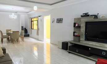 Imagem 2: EXCELENTE SOBRADO - COM TODAS AS COMODIDADES - VENHA CONHECER