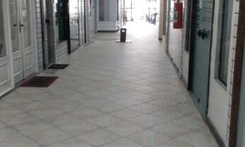 Imagem 2: Ponto comercial/Loja/Box para aluguel possui 65 metros quadrados em Centro - Macaé - Rio d