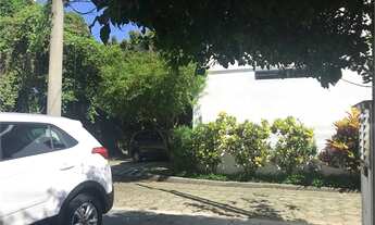 Imagem: CASA DE VILA NA RUA CAPOTE VALENTE