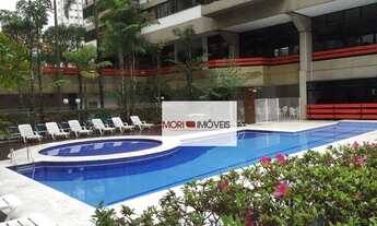 Imagem 2: Cobertura mobiliada, possui churrasqueira e piscina, com 4 dormitórios, 240 m² - venda ou