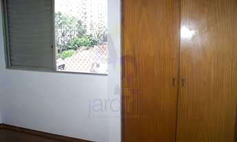 Imagem 6: Apartamento de 1 dormitório em bom estado com sala espaçosa. Prédio com piscina no Jardim