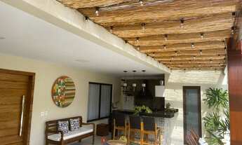 Imagem 6: Casa de condomínio para aluguel e venda possui 290 metros quadrados com 4 quartos