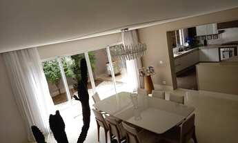 Imagem: Linda casa com 270m2 com 3suites, churrasqueira