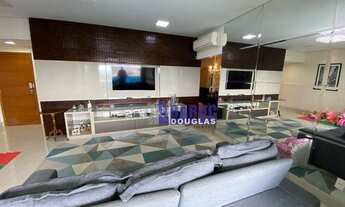 Imagem 6: Apto amplo com 03 Suítes, sacada com churrasqueira, com 141m2, completo de armários, local