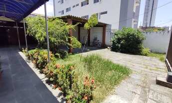 Imagem 3: Casa para venda com 225 metros quadrados e com 4 quartos!