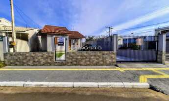 Imagem 2: Casa térrea de esquina com 3 dormitórios e pátio!