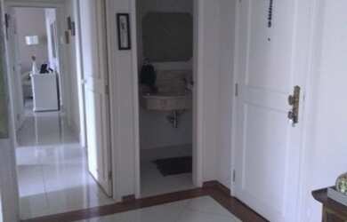 Imagem 6: LINDÍSSIMO APARTAMENTO REFORMADO EM CONDOMÍNIO COM ENORME E LINDA PRAÇA