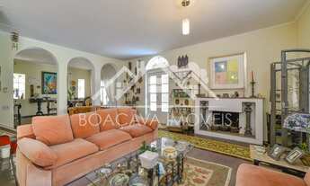 Imagem 2: Casa para Vender e Alugar no Alto de Pinheiros com 5 dorm, 4 suítes e 3 Vagas, Ótima local