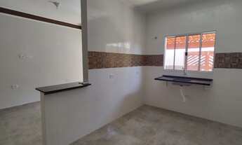 Imagem 5: Casa à 800 metros da Praia de Mongaguá, piscina com cascata