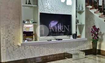 Imagem 6: Exuberante casa a venda com 320m2 de área construída com piscina