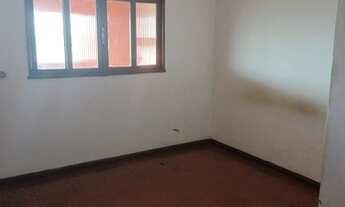 Imagem 3: Casa para venda com 120 metros quadrados com 3 quartos próximo ao Centro Jardim Santo Antô