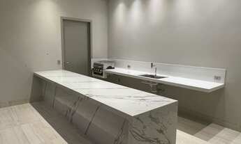 Imagem 2: Térrea para venda tem 307 metros quadrados com 4 quartos em Morada da Colina - Uberlândia