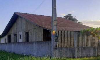 Imagem: Casa com piscina e 4 dormitórios à venda