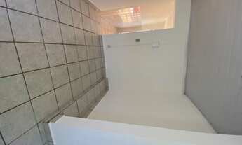 Imagem 3: Casa para aluguel tem 20 metros quadrados com 1 quarto, cozinha , banheiro , área de servi