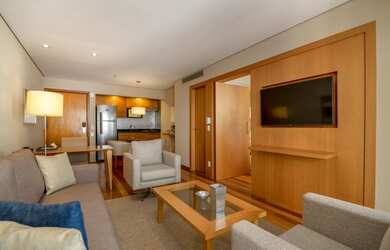 Imagem 7: UM GEORGE V PRA VC!!