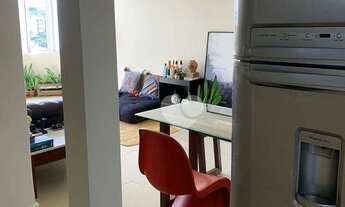 Imagem 6: Apartamento com sala, varanda, 2 quartos, vaga, todo reformado, portaria noturna, à venda