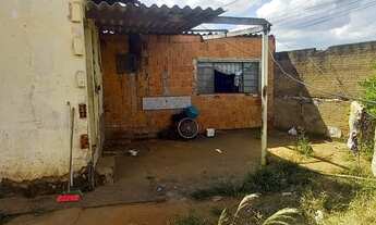 Imagem 3: Casa para venda possui 140 metros quadrados com 4 quartos em São Jorge - Uberlândia - MG
