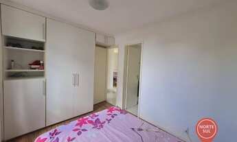 Imagem 3: Apartamento com 3 dormitórios à venda, 63 m² por R$ 300.000,00 - Buritis - Belo Horizonte