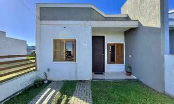 Imagem 2: Oportunidade! Casa composta por 02 dormitórios sendo 01 suíte, localizada em Avenida princ