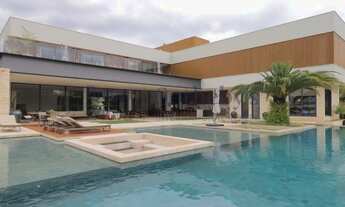 Imagem 2: Casa com vista para o campo de golfe