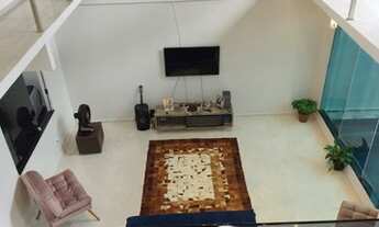 Imagem 2: Casa duplex, nova com finos acabamento, piscina, 3 suítes, sala de jogos 400m²