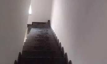 Imagem 4: Casa com 2 dormitórios para alugar por R$ 2.100/mês - Barroco (Itaipuaçu) - Maricá/RJ