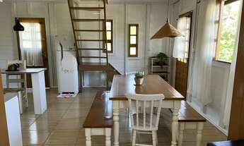 Imagem 6: Casa à venda na Praia do Rosa com 4 dormitórios sendo 1 suíte, com 135m2, pronta para mora