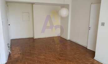 Imagem 2: Apartamento de 2 dormitórios com excelente potencial para reforma no Paraíso