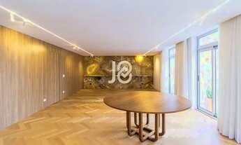 Imagem 2: MORE A POUCOS PASSOS DA PRAÇA DO JAPÃO - APARTAMENTO 4 QUARTOS Apto 4 quartos no Batel - J