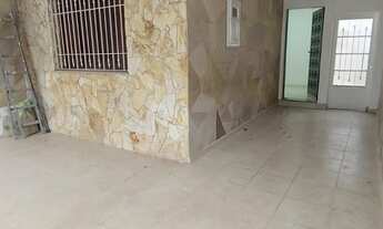 Imagem: Espaçosa casa térrea, à venda com seus