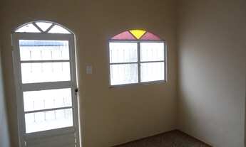 Imagem 3: 2 casas a poucos minutos do Bangu Shopping