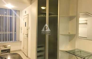 Imagem 6: Ipanema - Conjugado todo reformado a uma Quadra da Praia