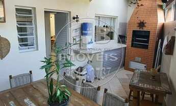 Imagem 2: Sobrado duplex, pé na areia, no centro de Balneário Piçarras-SC