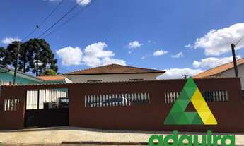 Imagem: Casa com 3 quartos - Bairro Uvaranas em