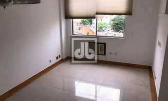 Imagem 4: LINDO APARTAMENTO,TOTALMENTE REFORMADO,DESOCUPADO,PRÓXIMO AO NORTE SHOPPING, ELEVADOR E VA