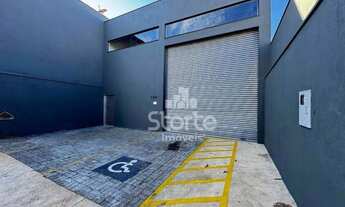 Imagem: Galpão para alugar, 240 m² por R$ 7.300,00/mês