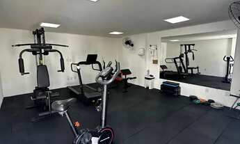 Imagem 3: 02 quartos sendo 01 suíte, móveis fixos, na Ponta Verde