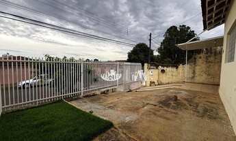 Imagem 2: Casa com 4 quartos para alugar, 106 m² por R$ 1.450/mês - Alto da Boa Vista - Londrina/PR