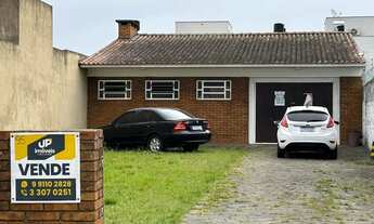 Imagem 3: Terreno à venda no Centro de Pelotas, RS 300m² com garagem para 4 carros, churrasqueira e