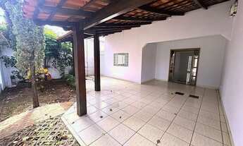 Imagem 2: Vende-se Sobrado no Setor Vila Alvorada, 5 quartos, 2 suítes