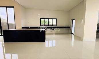 Imagem 4: CASA TÉRREA - 4 SUÍTES - ÁREA GOURMET - ÁREA 333m² - PORTAL DO SOL GARDEN - GOIÂNIA/GO