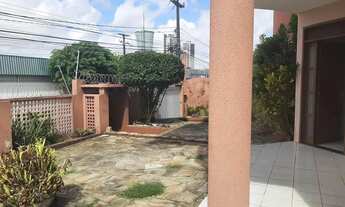 Imagem 6: ALUGO CASA EM CAPIM MACIO EM ÓTIMA LOCALIZAÇÃO