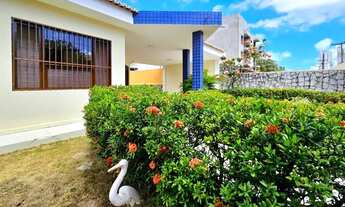 Imagem 5: Casa em Capim Macio com 284 m², 3 suítes, lado sombra, ventilada