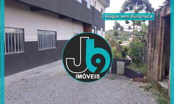 Imagem 2: Apartamento para Alugar no Pilarzinho 80m² com 3 quartos, 2 banheiros, sala, cozinha, chur