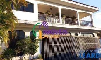 Imagem: CASA ASSOBRADADA - VILA MADALENA - SP