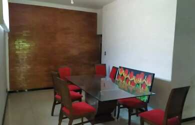 Imagem 4: ALUGA-SE CASA DE 2 QUARTOS COM VAGA DE GARAGEM