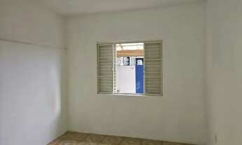 Imagem 6: Edícula com 1 dormitório para alugar, 40 m² por R$ 1.500,00/mês - Bosque dos Eucaliptos