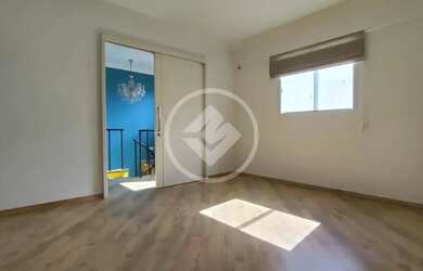 Imagem 6: Cobertura duplex, muito bem localizada. Ao lado da praça Osório e da Rua 24 horas e a 4 qu